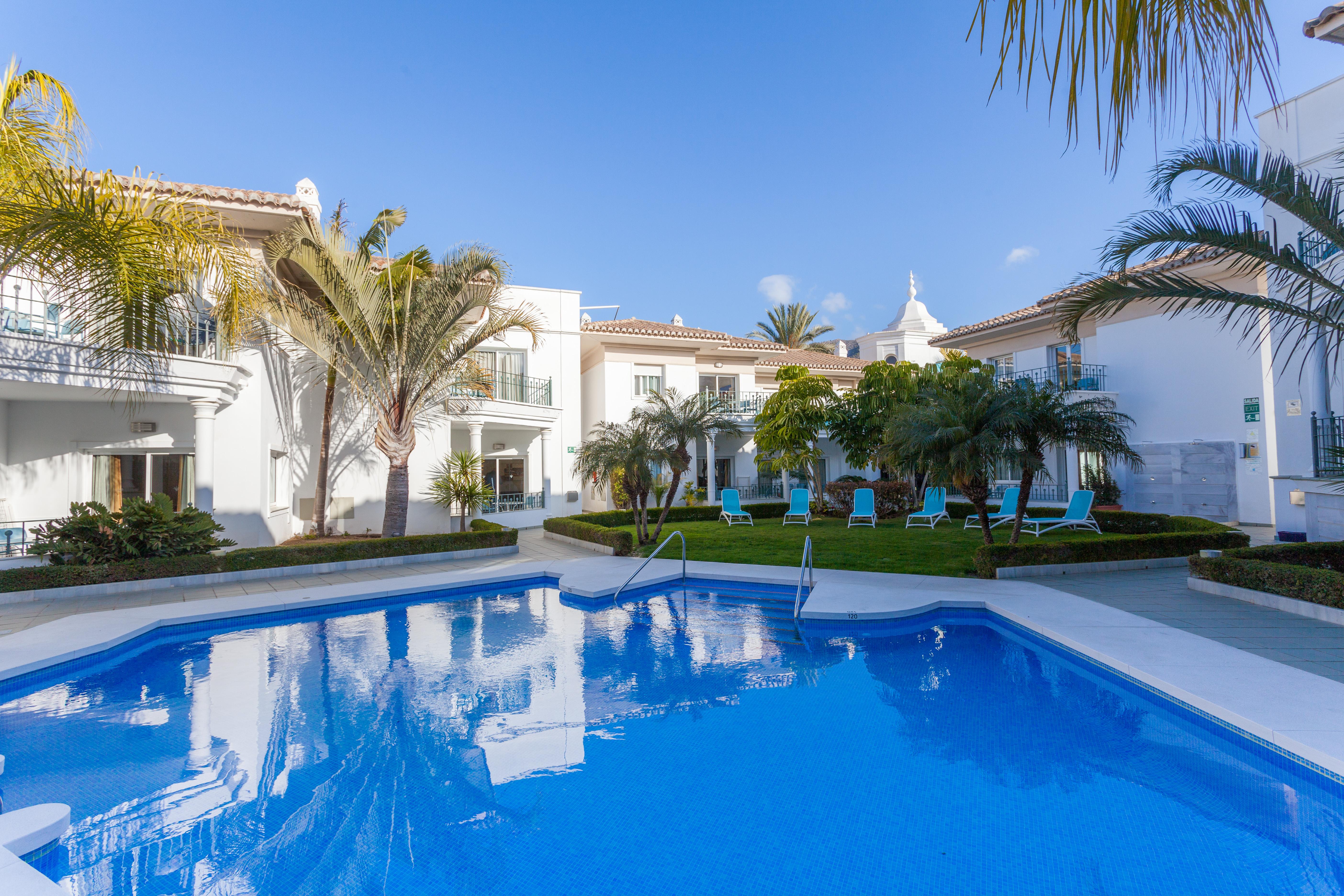 Apartamentos Marina Turquesa Nerja Exterior foto