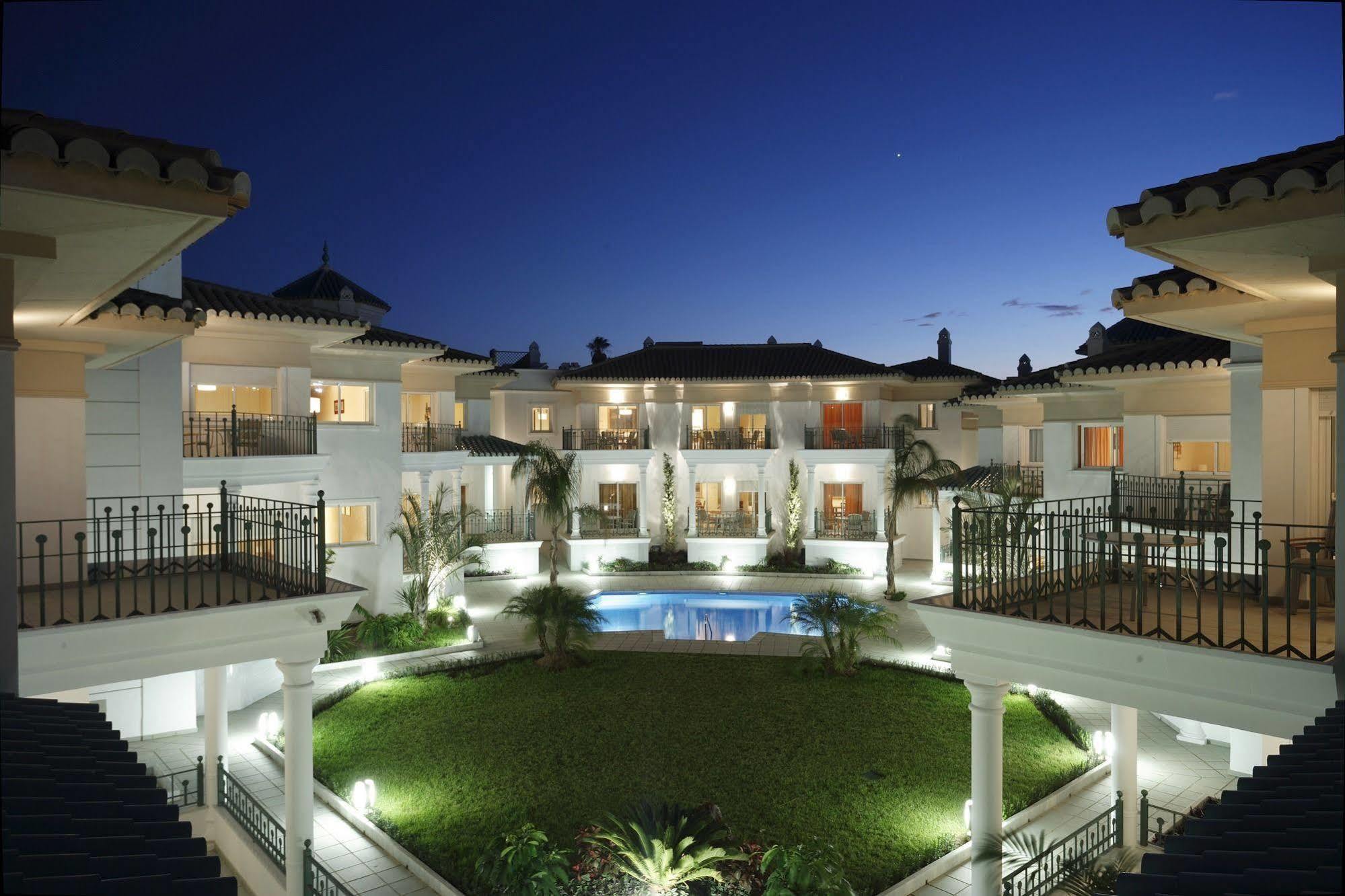 Apartamentos Marina Turquesa Nerja Exterior foto